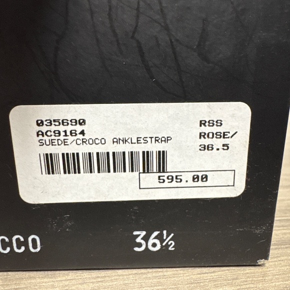 Vintage Sergio Rossi suede sandals - Picture 2 of 9